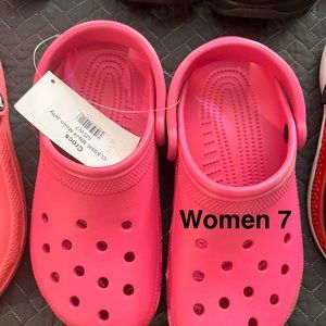 Woman crocs size 7
